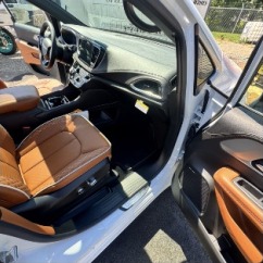 Jeep · Saddle Leather